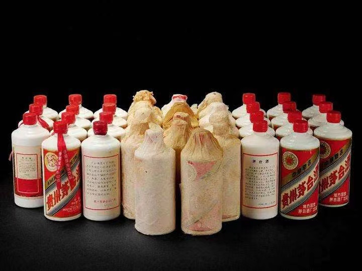 泰和日照岚山回收酒价格哪里回收(附近上门回收茅台酒）?